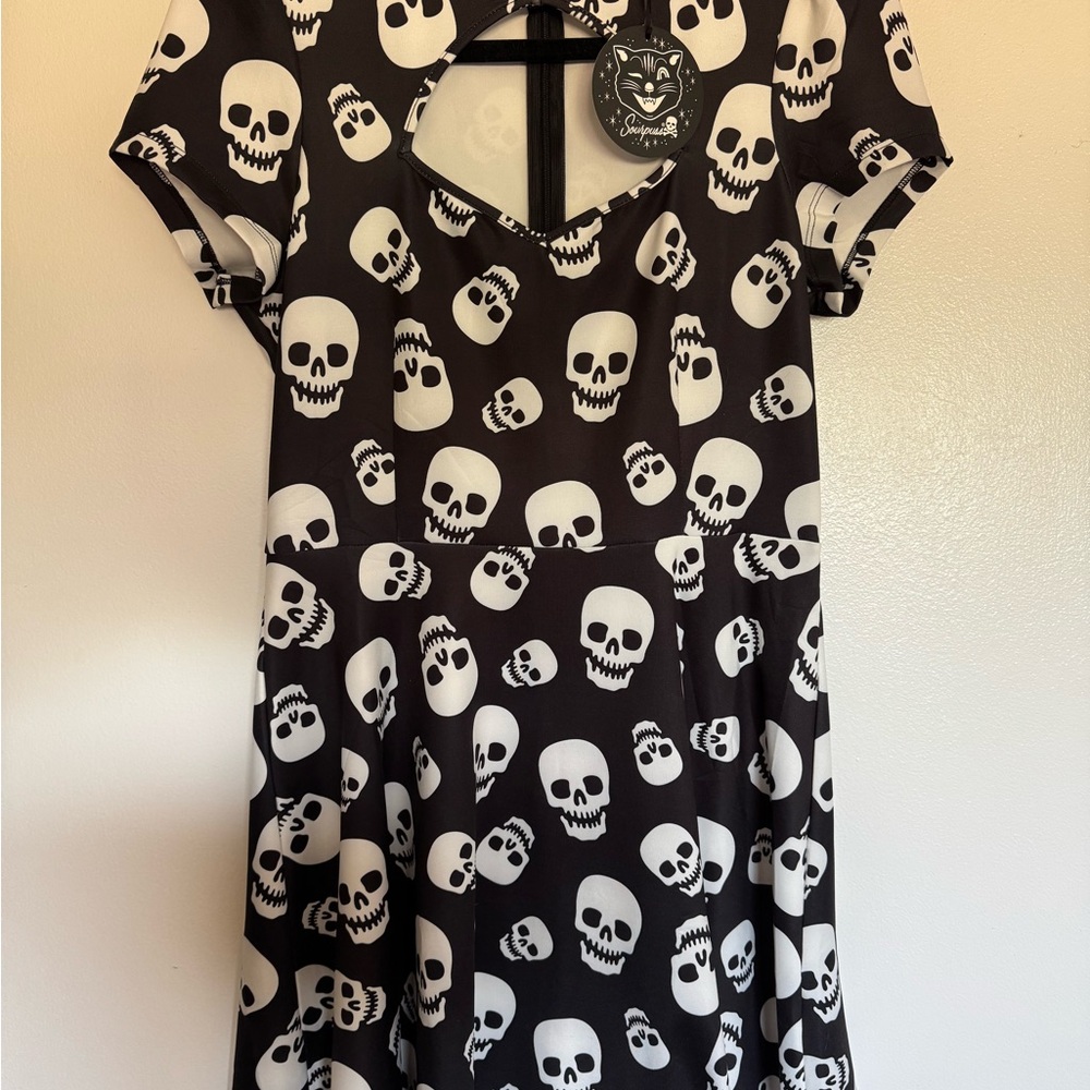 Sourpuss Black and White Skull Pattern Dress NWT